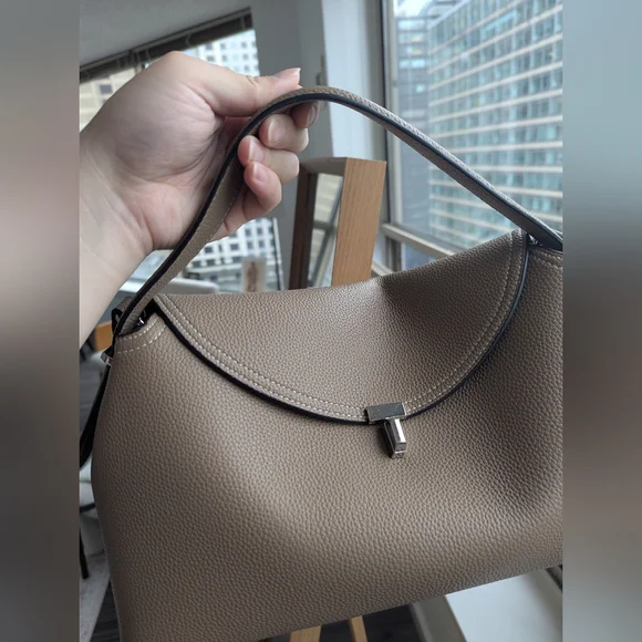 Designer Inspired Bag - Picture 3 of 7